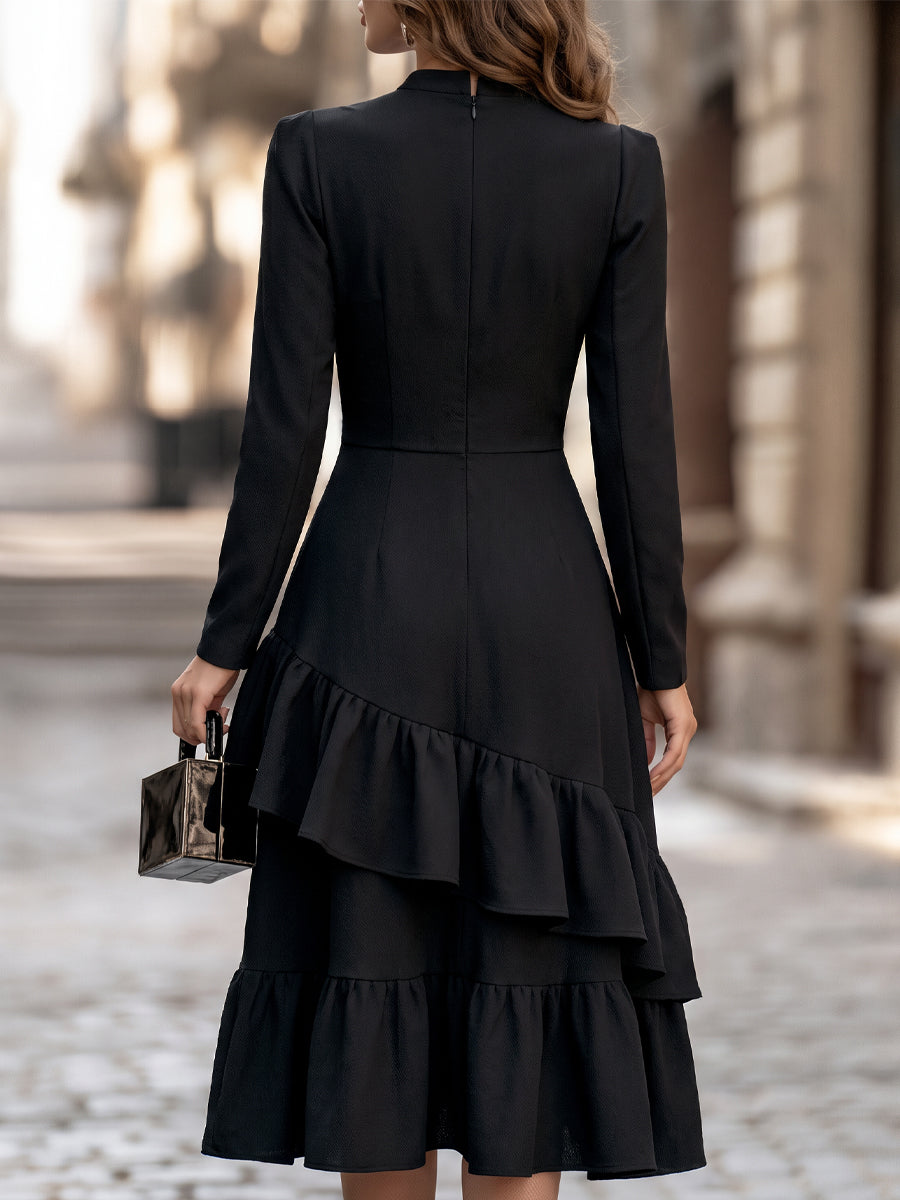 Robe Zafren noire boutonnée à volants étagés