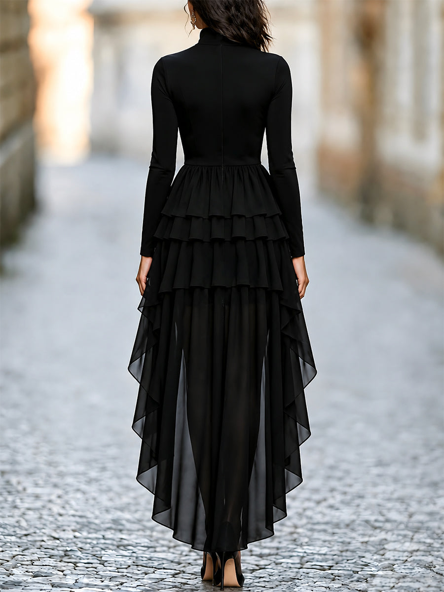 Robe noire à col roulé, à étages et à ourlet asymétrique Zafren