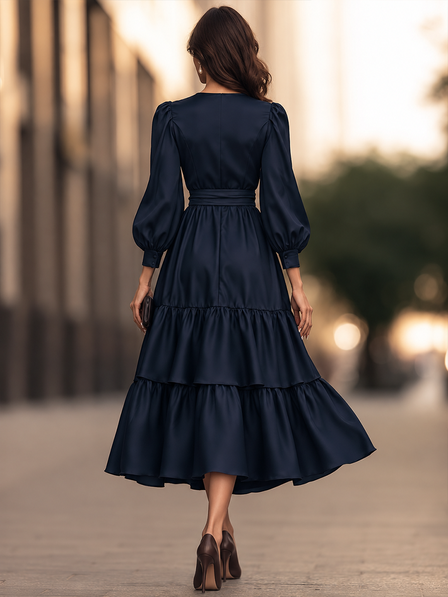 Robe midi Zafren bleu marine portefeuille à volants étagés