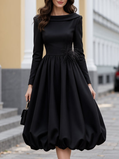 Robe midi Zafren noire à ourlet boule