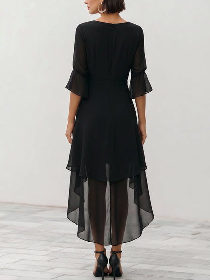 Robe Zafren noire en mousseline superposée, ourlet asymétrique