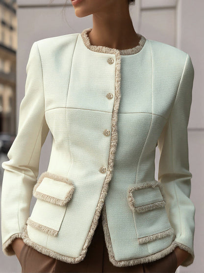 Blazer Zafren color crema con finiture sfrangiate e texture