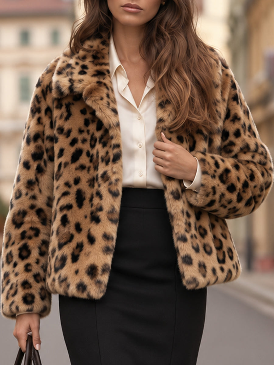 Giacca Zafren in ecopelliccia con stampa leopardata