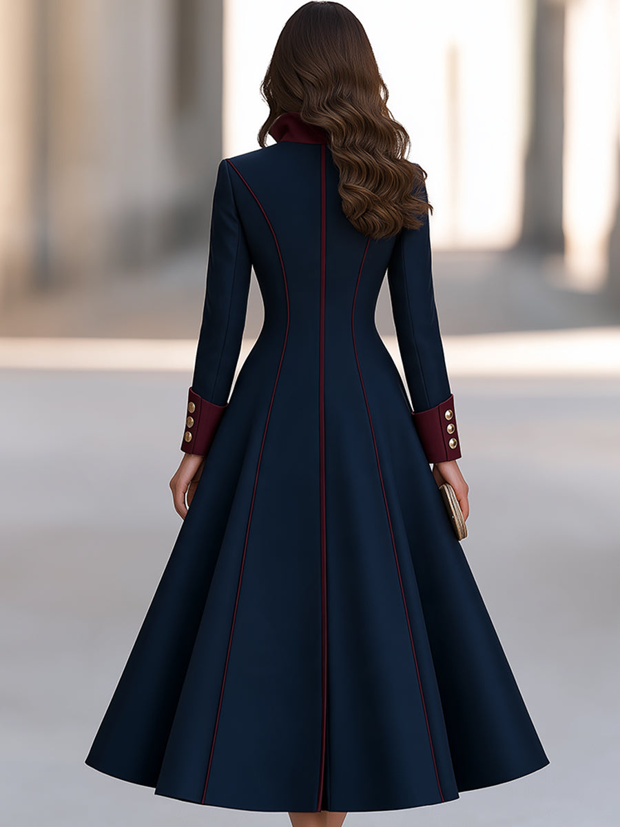 Cappotto Zafren blu navy a linea A con finiture bordeaux