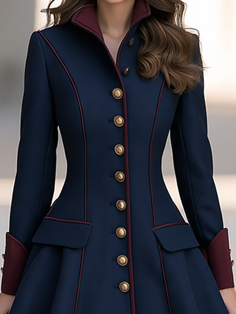 Cappotto Zafren blu navy a linea A con finiture bordeaux
