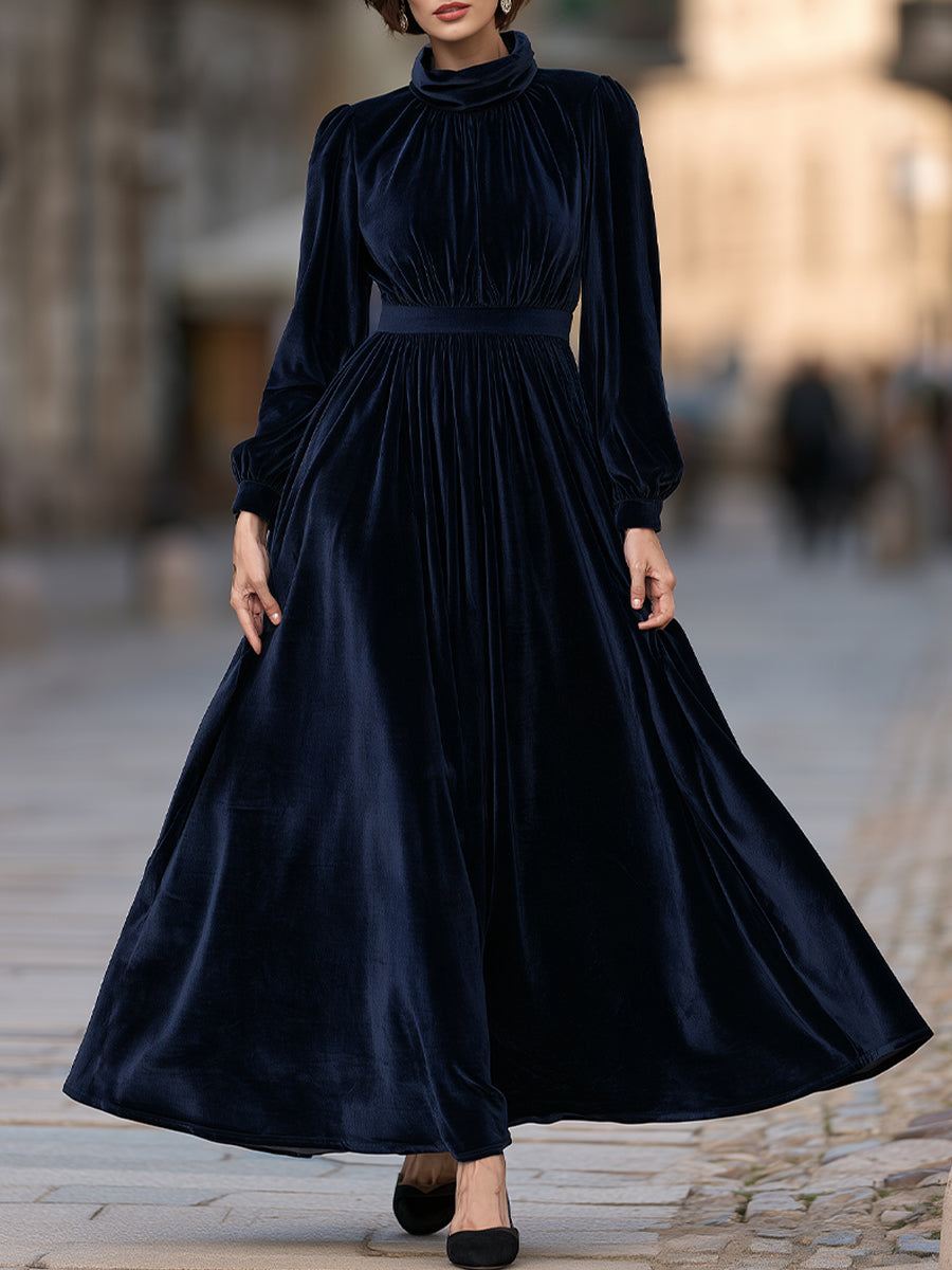 Robe longue Zafren bleu marine en velours à col montant