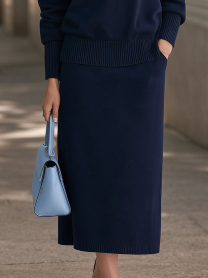 Completo Zafren blu navy con scollo a V in maglia e gonna