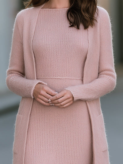 Completo Zafren con cardigan e abito midi rosa