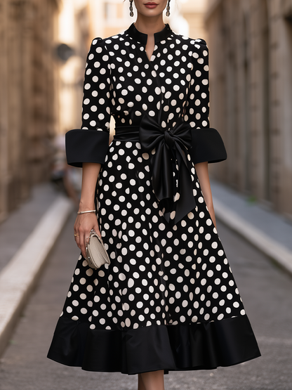 Robe midi Zafren à pois avec nœud à la taille