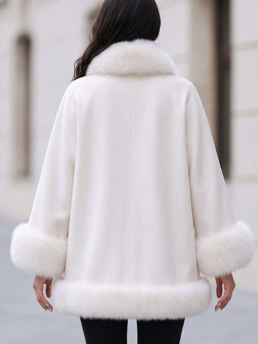 Cappotto avvolgente Zafren bianco in finta pelliccia