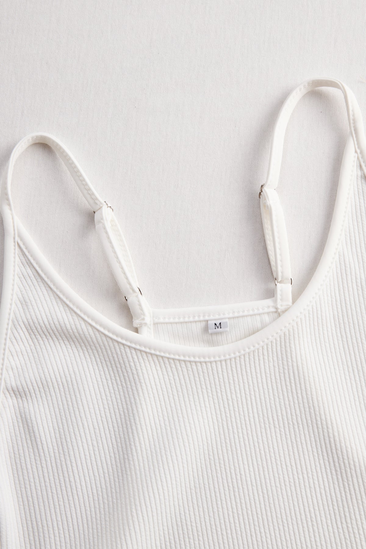 Robe patineuse Zafren blanche côtelée et plissée