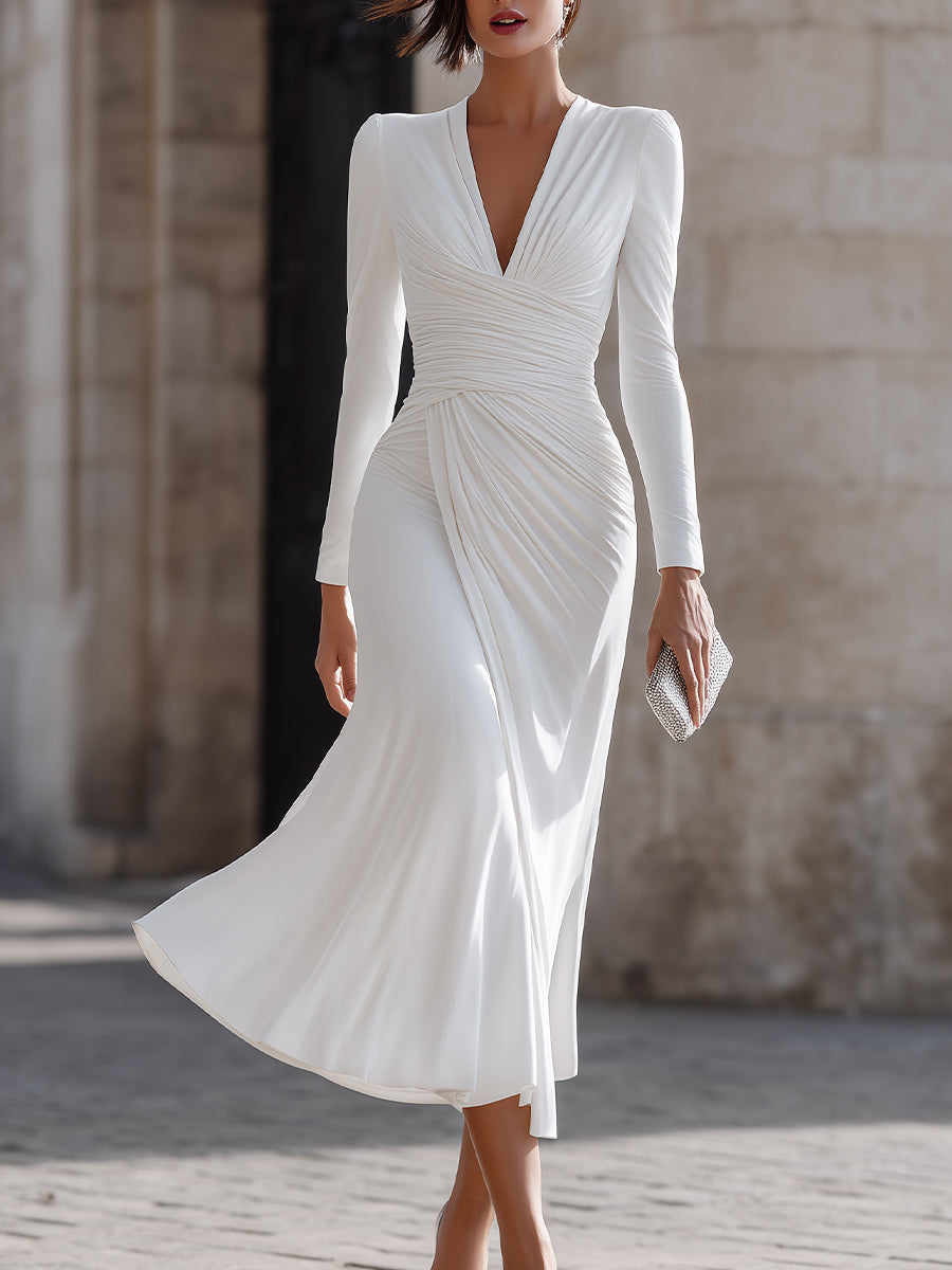 Robe midi Zafren blanche à encolure en V et froncée